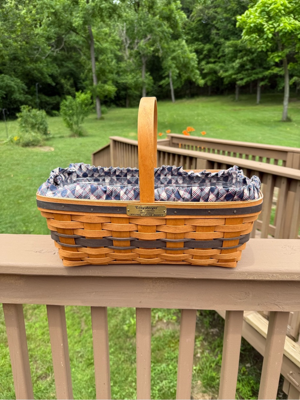 Longaberger 1993 Original Easter Basket w/ Plaid Liner JW Collection